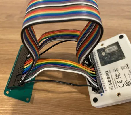 右侧针脚与Wio Terminal右侧针脚相连的ReSpeaker