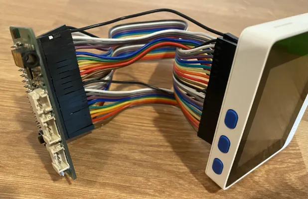右侧针脚与Wio Terminal右侧针脚相连的ReSpeaker
